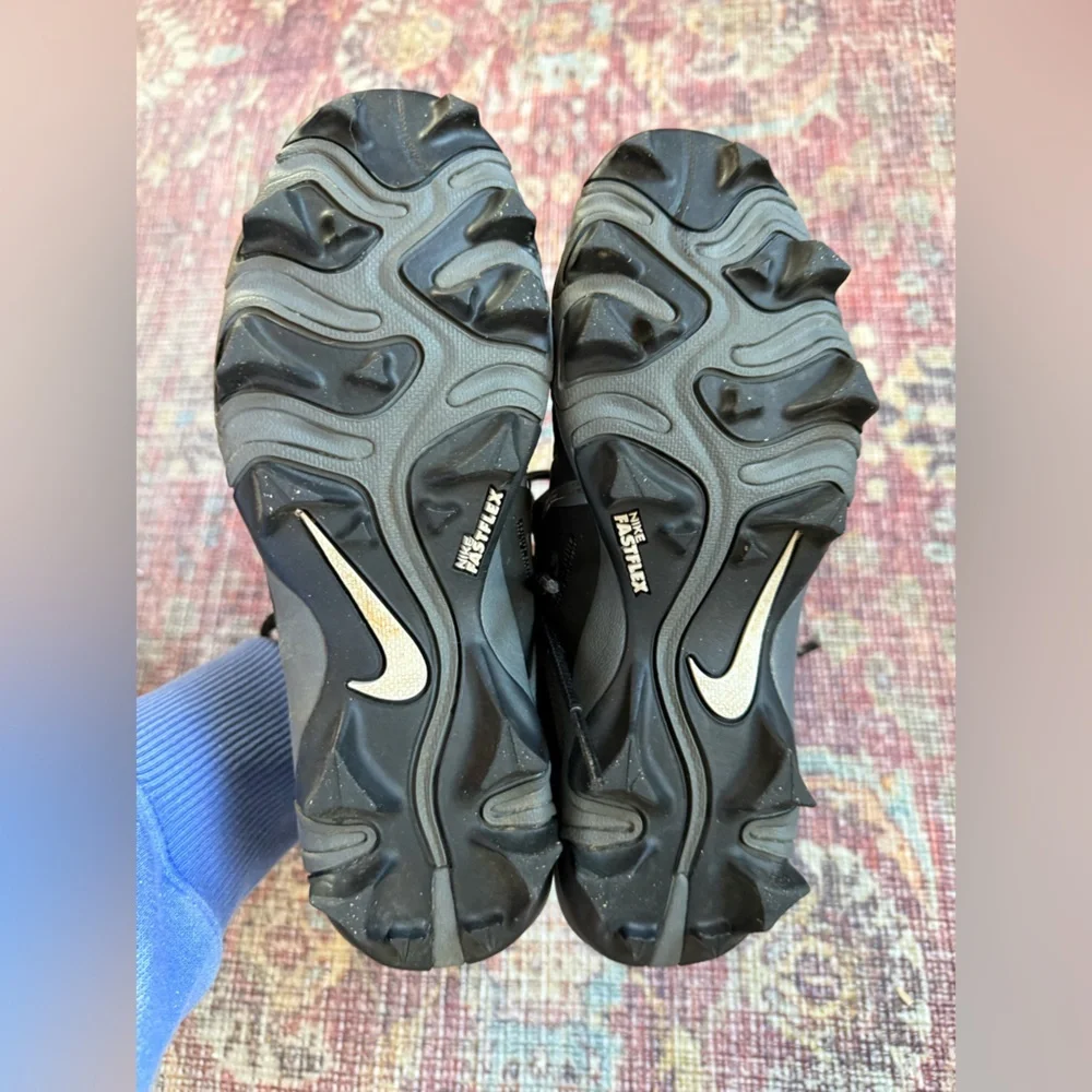 Nike Alpha Youth 4 Black Grey Football Cleats